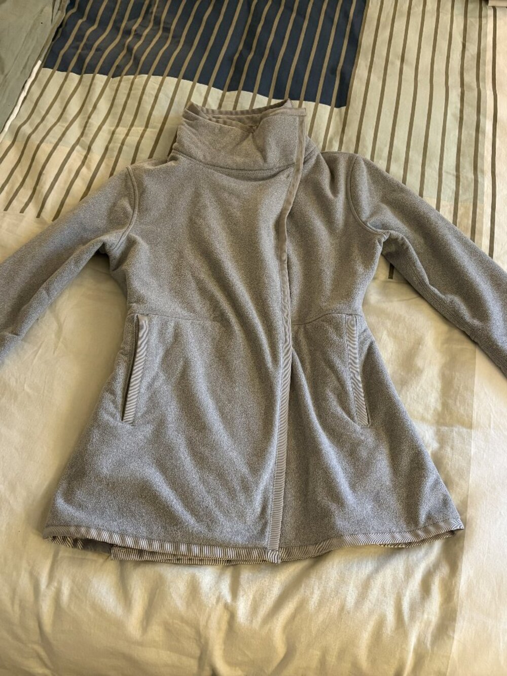 Ivivva Big Business Wrap Jacket (by Lululemon)